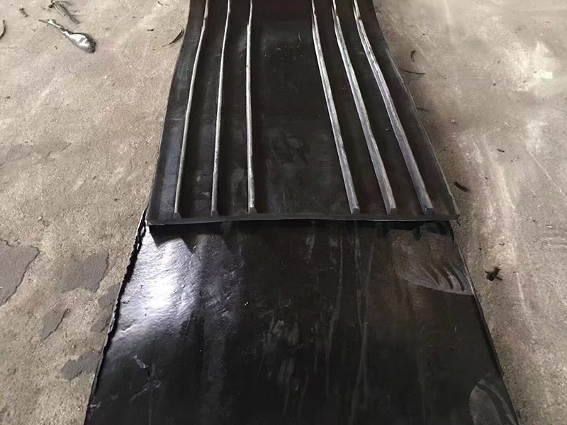 背贴式橡胶止水带