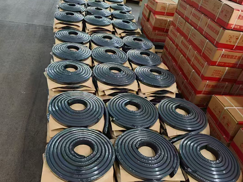 遇水膨胀止水条