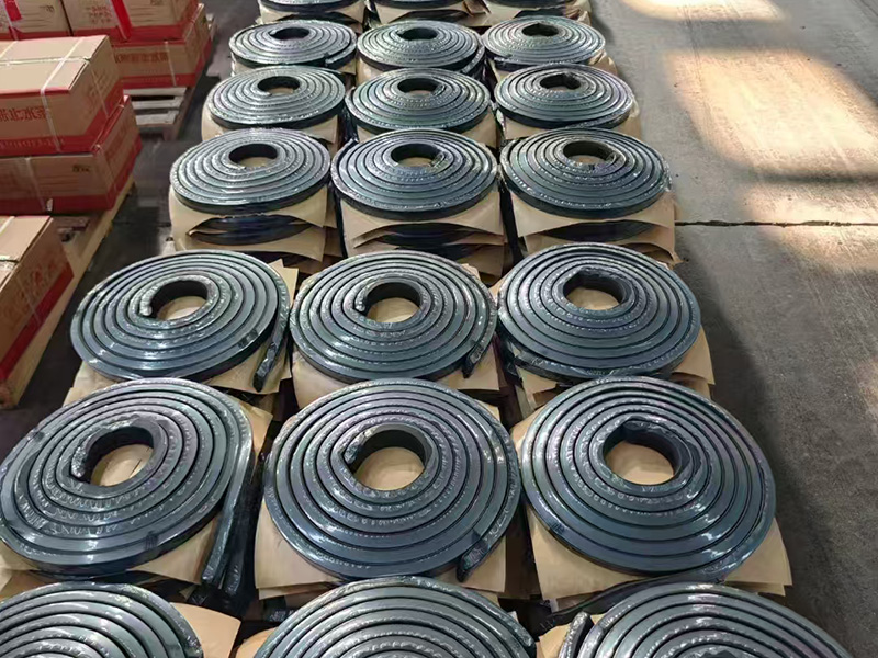 遇水膨胀止水条